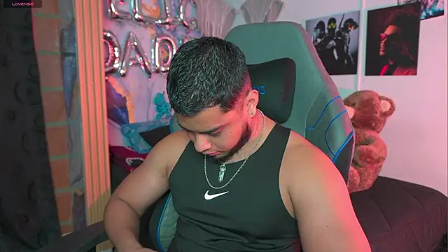 Snapshot of Tiler_wolker chatting on March 2026 12:26:01 AM Tiler wolker online show from March 2026 12:26:01 AM