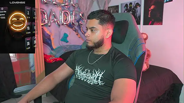 Snapshot of Tiler_wolker chatting on March 2026 09:47:02 PM Tiler wolker online show from March 2026 09:47:02 PM