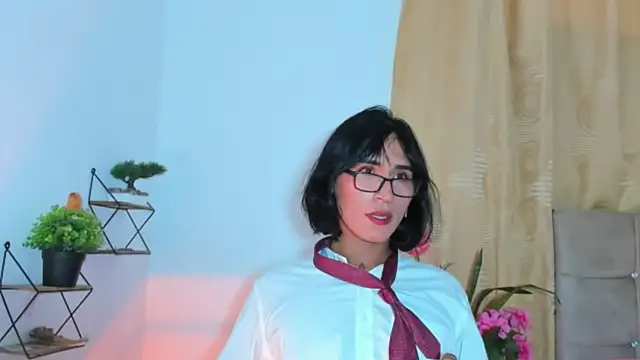 Snapshot of nahomi28_ chatting on November 2025 04:39:02 PM nahomi28 online show from November 2025 04:39:02 PM