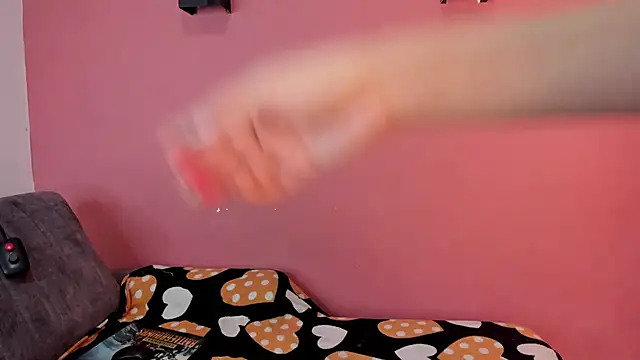 NhoanBrunette online show from December 2025 01:07:01 PM