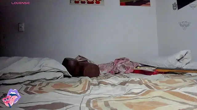 ghostwomaan online show from May 2026 03:51:02 PM