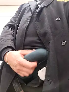 Snapshot of Jervaz chatting on October 2025 02:01:02 AM Jervaz online show from October 2025 02:01:02 AM