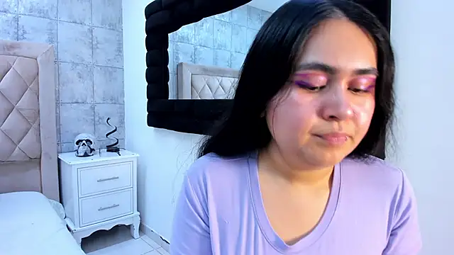 AmaraWolf online show from November 2025 08:35:02 PM