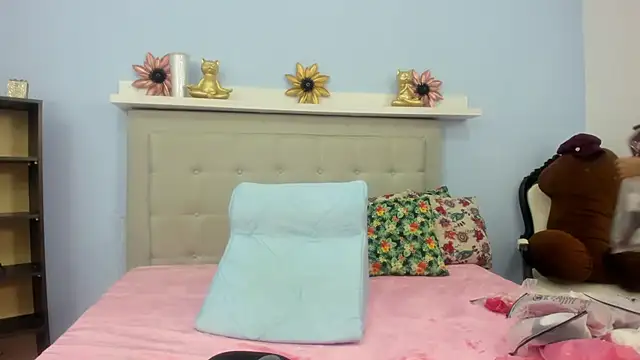 tammy sex25 online show from June 2026 11:15:01 AM