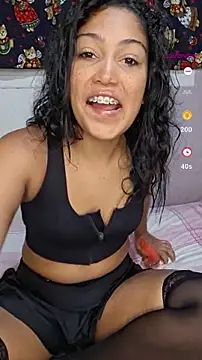 Snapshot of aleexacandy chatting on April 2026 02:54:02 PM aleexacandy online show from April 2026 02:54:02 PM