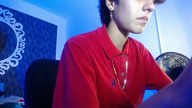 Snapshot of Ghost__Girl_ chatting on December 2025 05:39:02 PM Ghost Girl online show from December 2025 05:39:02 PM