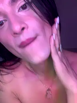 sara ssofia online show from November 2025 05:42:02 AM