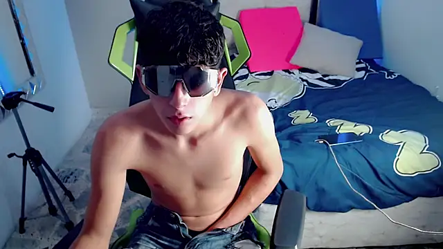 Cash G  online show from November 2025 09:15:02 PM