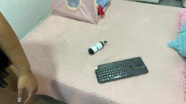 Hot2gether69 online show from February 2026 04:18:02 AM