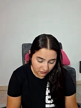 Snapshot of Mia_fox29 chatting on November 2025 12:37:01 PM Mia fox29 online show from November 2025 12:37:01 PM