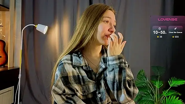 Snapshot of miragge_ chatting on February 2026 01:09:02 AM miragge online show from February 2026 01:09:02 AM