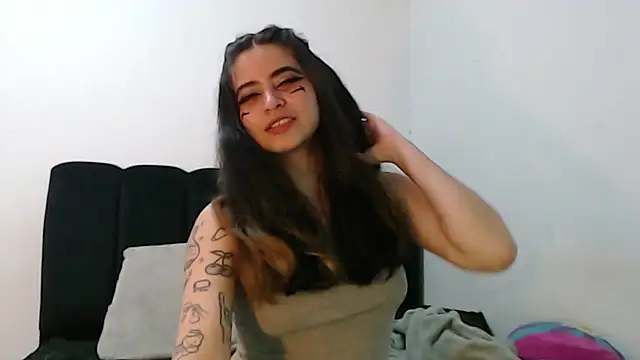 Snapshot of Annagoth_ chatting on May 2026 11:57:01 PM Annagoth online show from May 2026 11:57:01 PM
