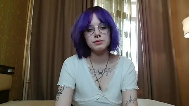 KellePourier online show from May 2026 07:24:02 AM