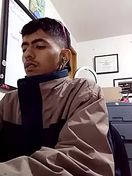 Snapshot of SkinniYamo chatting on February 2026 12:54:01 AM SkinniYamo online show from February 2026 12:54:01 AM