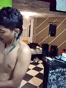 Snapshot of SkinniYamo chatting on March 2026 03:50:01 AM SkinniYamo online show from March 2026 03:50:01 AM