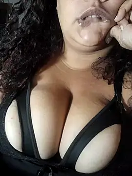 Snapshot of safirahot69 chatting on November 2025 03:18:02 AM safirahot69 online show from November 2025 03:18:02 AM