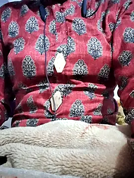 Hot-Rubyy online show from December 2025 10:02:01 AM