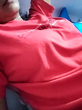 Hot-Rubyy online show from April 2026 06:05:01 PM