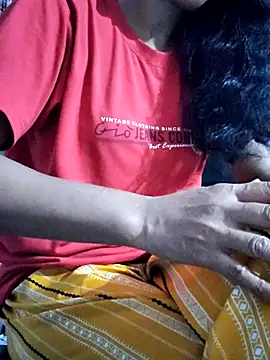 Hot-Rubyy online show from April 2026 05:21:02 PM