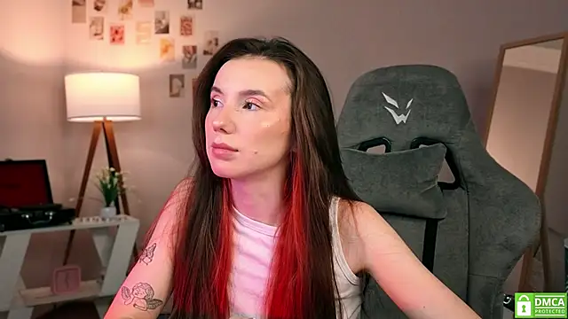 Snapshot of yourfrenchteacher chatting on November 2025 05:18:02 AM yourfrenchteacher online show from November 2025 05:18:02 AM