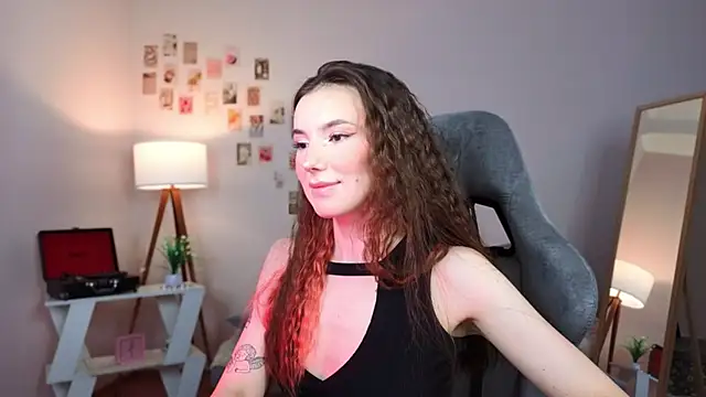 Snapshot of yourfrenchteacher chatting on December 2025 04:30:01 AM yourfrenchteacher online show from December 2025 04:30:01 AM