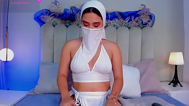 Snapshot of Melanie_hillz chatting on November 2025 04:44:01 PM Melanie hillz online show from November 2025 04:44:01 PM