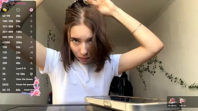 Snapshot of LilithFlamey chatting on December 2025 10:20:02 AM LilithFlamey online show from December 2025 10:20:02 AM