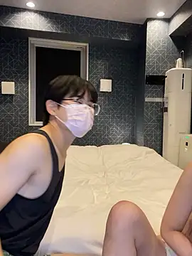 OnlyHentai JP online show from November 2025 01:21:02 PM