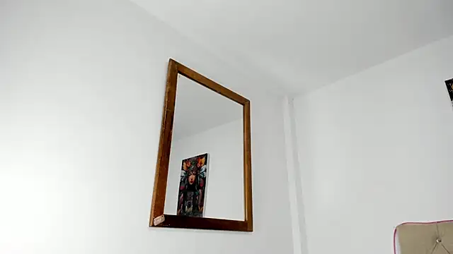 Snapshot of natacha_ferrer1 chatting on December 2025 12:32:01 PM natacha ferrer1 online show from December 2025 12:32:01 PM