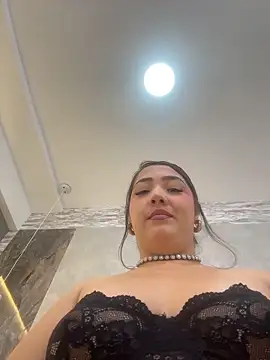 Hannahpradaa  online show from February 2026 12:26:01 PM