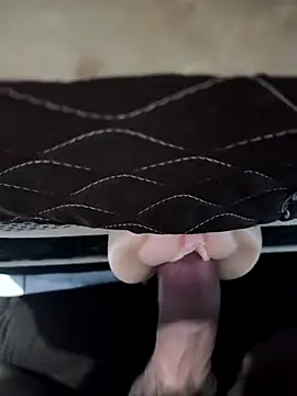 Snapshot of Renatomendes07H chatting on April 2026 08:03:02 PM Renatomendes07H online show from April 2026 08:03:02 PM