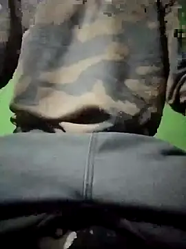 Snapshot of Luckysucks chatting on November 2025 02:48:02 PM Luckysucks online show from November 2025 02:48:02 PM