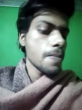 Snapshot of Luckysucks chatting on November 2025 04:17:01 PM Luckysucks online show from November 2025 04:17:01 PM