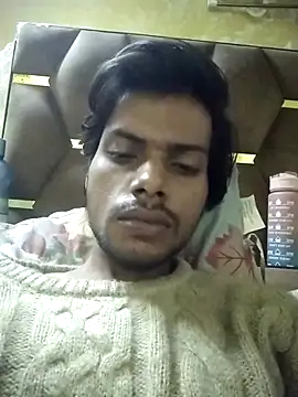 Snapshot of Luckysucks chatting on November 2025 04:46:01 AM Luckysucks online show from November 2025 04:46:01 AM