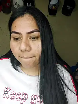 Snapshot of comwoy_d chatting on November 2025 12:35:02 AM comwoy d online show from November 2025 12:35:02 AM