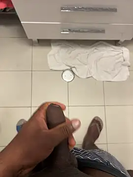 Snapshot of negrinho5 chatting on March 2026 01:45:01 AM negrinho5 online show from March 2026 01:45:01 AM