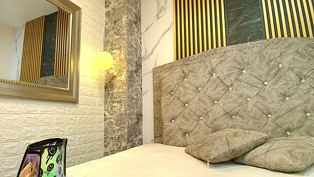 Salome cruxx online show from January 2026 11:45:02 AM