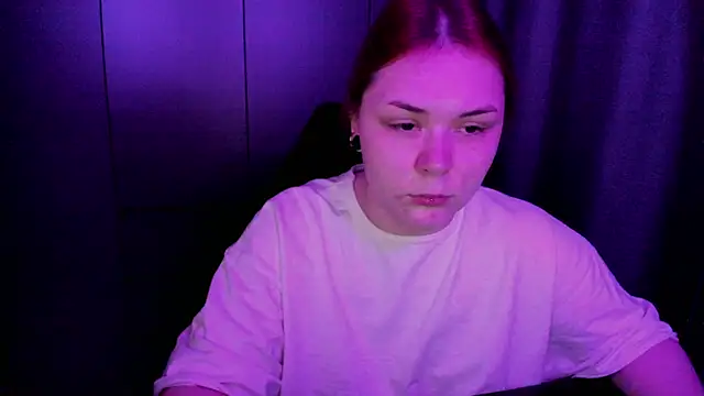 sophia lix online show from April 2026 07:23:01 PM