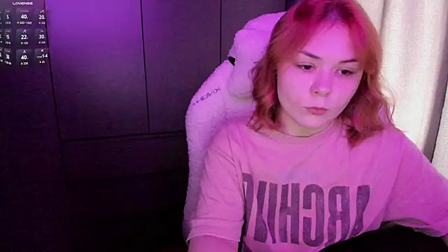 Snapshot of sophia_lix chatting on June 2026 08:44:02 AM sophia lix online show from June 2026 08:44:02 AM