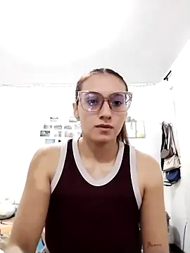 Snapshot of bellastorme04 chatting on February 2026 01:27:01 AM bellastorme04 online show from February 2026 01:27:01 AM