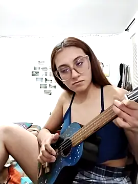 Snapshot of bellastorme04 chatting on March 2026 12:59:01 AM bellastorme04 online show from March 2026 12:59:01 AM