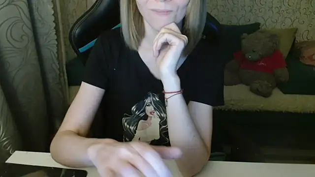 Snapshot of _Alisa_Allison_ chatting on November 2025 03:55:01 PM Alisa Allison online show from November 2025 03:55:01 PM