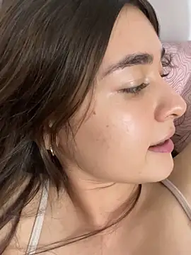 Valentina ro online show from November 2025 01:17:02 AM