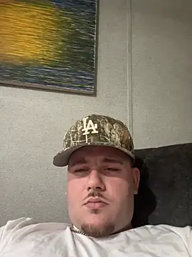 Snapshot of thepornplugz chatting on February 2026 05:03:01 AM thepornplugz online show from February 2026 05:03:01 AM
