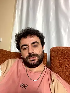 Snapshot of richeart87 chatting on January 2026 10:02:01 PM richeart87 online show from January 2026 10:02:01 PM