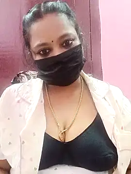 Snapshot of Mandhra28 chatting on October 2025 05:47:03 PM Mandhra28 online show from October 2025 05:47:03 PM