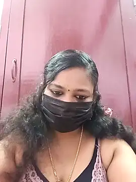 Snapshot of Mandhra28 chatting on November 2025 05:48:02 PM Mandhra28 online show from November 2025 05:48:02 PM