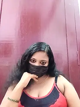 Snapshot of Mandhra28 chatting on November 2025 06:15:01 PM Mandhra28 online show from November 2025 06:15:01 PM