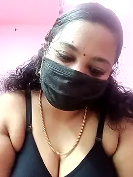 Snapshot of Mandhra28 chatting on November 2025 09:33:01 AM Mandhra28 online show from November 2025 09:33:01 AM