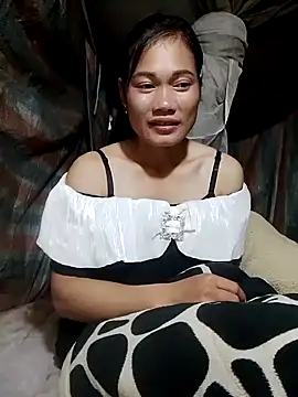 Snapshot of doggy-00 chatting on November 2025 01:39:01 AM doggy-00 online show from November 2025 01:39:01 AM